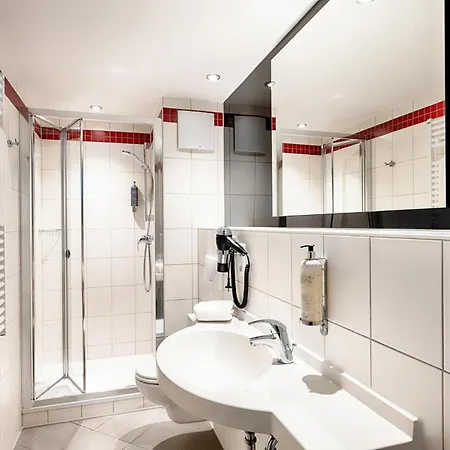 Premier Centre Hotell