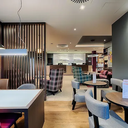 Premier Centre Hotel 3*