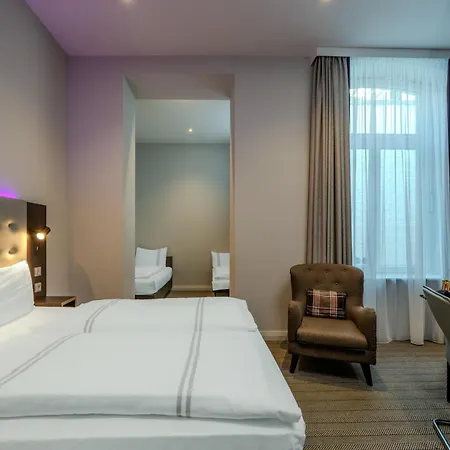 Premier Centre Hotel