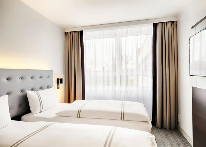 Premier Centre Hotel