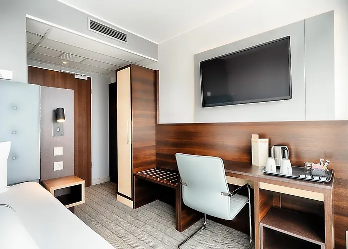 Hotel Premier Centre 3*