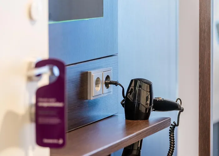 Premier Centre Hotel